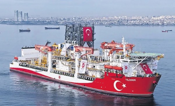 Süper Filo Yeni Keşiflere Yelken Açacak! Türkiye Uluslararası Sularda Petrol Ve Doğalgaz Arıyor